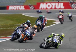 Belle prestation de Van Straalen en première manche supersport