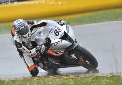Première pole position pour Etienne Masson en supersport