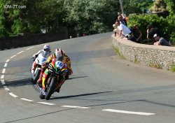 Peter Hickman impose sa Triumph à la 3e place