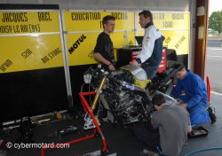 Stand de l'ERT au Vigeant en 2010