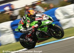 Loris Baz dans le Top 15