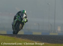 La Kawasaki N°11 remporte la 34e édition des 24h du Mans moto