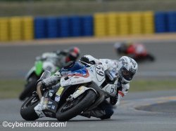 Charles Geers remporte sa 1/2finale avec plus de 6 secondes d'avance sur Nicolas Salchaud.