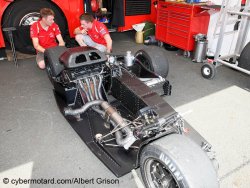 En 2013, les Birchall Brothers repassent sur un moteur Suzuki