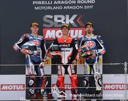 Les 2 yamaha du team Pata sont sur le podium de la catégorie stock !
