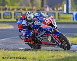 Une première pour Peter Hickman et sa BMW en superstock