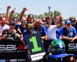 Premier doublé de Manzi sur sa Yamaha