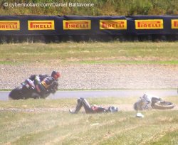 Samedi, course 1, chute de Cyril Cigana
