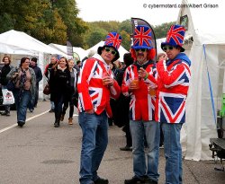 Des supporters, des vrais de vrais qui affichent haut les couleurs de la Grande Bretagne