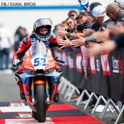 Valentin Debise maitrise la course 1
